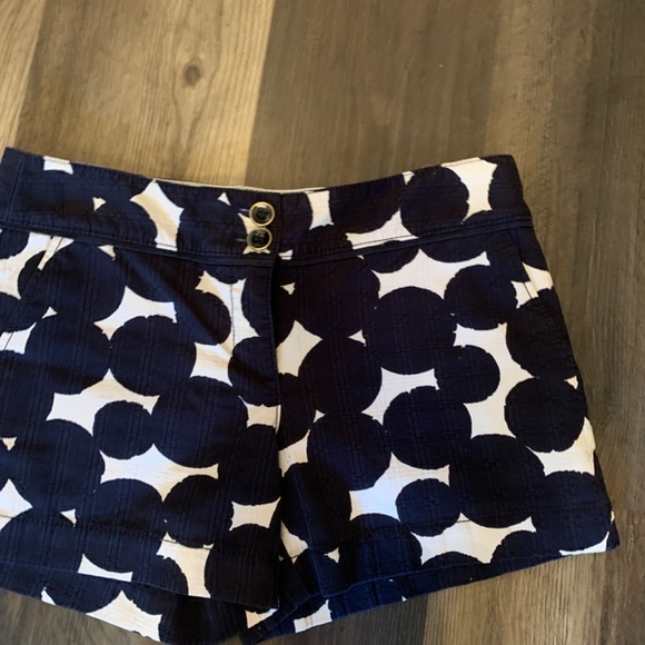 Ann‎ Taylor Loft all cotton short shorts. Worn maybe twice - Picture 3 of 5